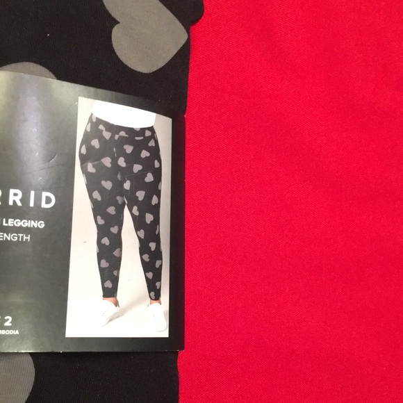 Torrid heart legging so darn cute. - Picture 3 of 3